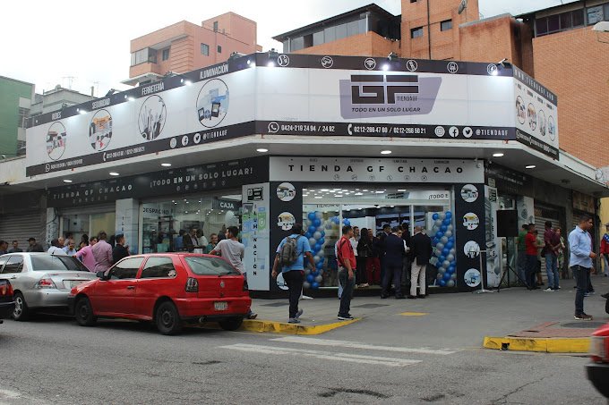 Fachada de Tiendas GF Chacao 5058